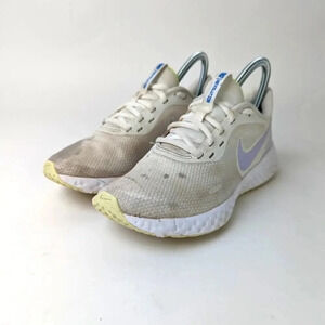 Nike Revolution 6.5